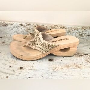 Y2K vintage Skecher’s Cali Somethin Else Wedges with cutout block heel